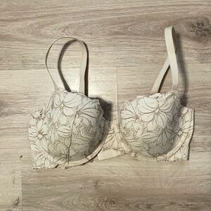 NWOT nude aerie lace balconette bra